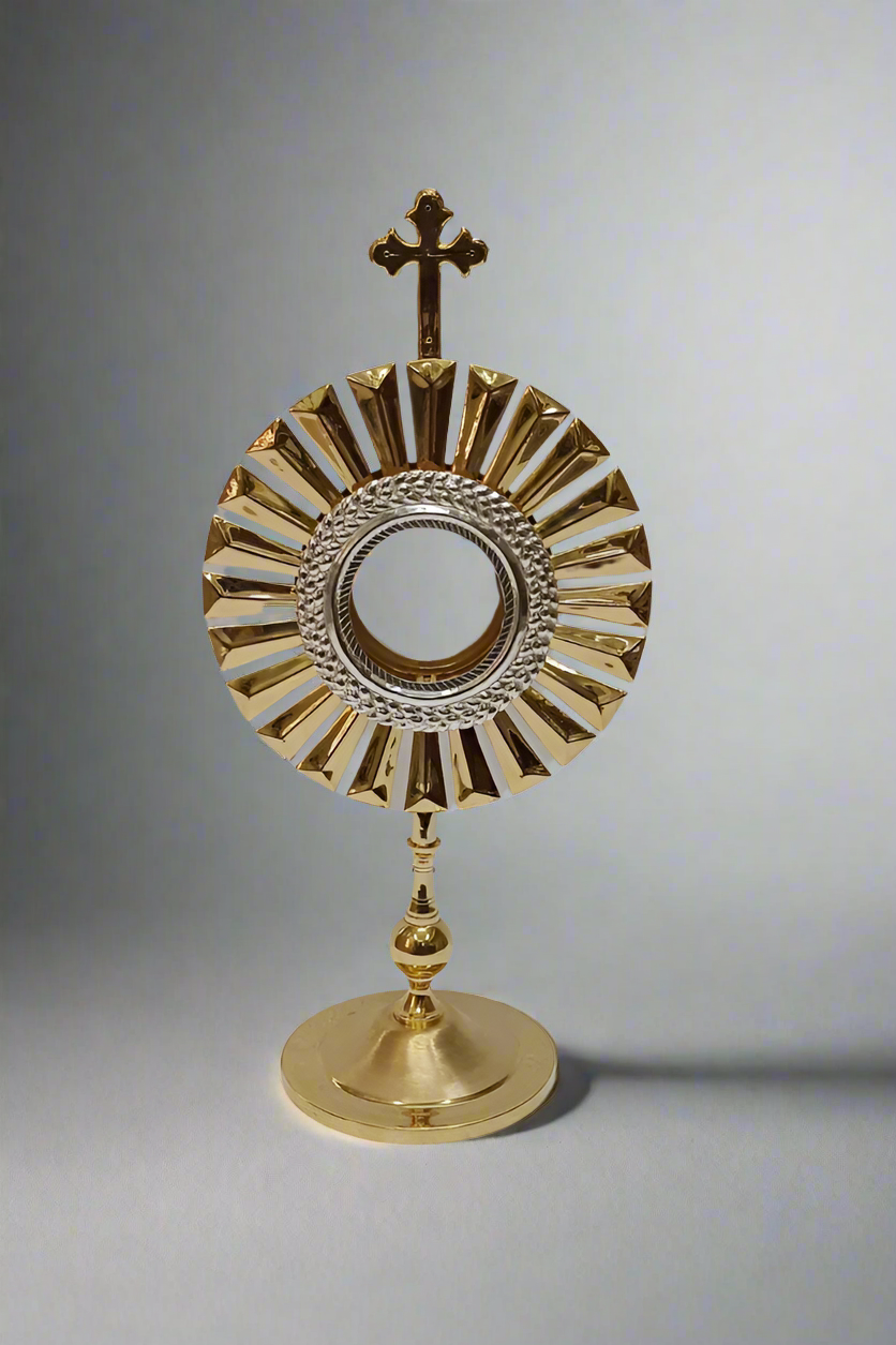 Monstrance - MON226