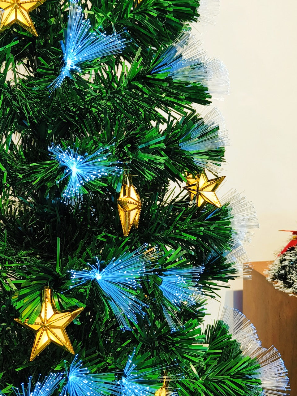 6 Feet  Pre-Lit Fiber Optics Christmas Tree | Classic Christmas Tree with White lights & Star-lit ornaments