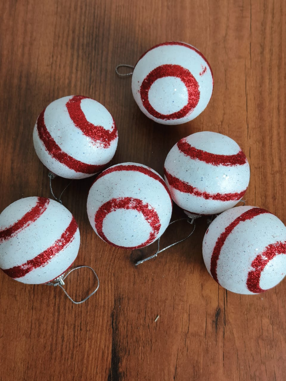 Small White Red Balls (12 Nos) | 6cm